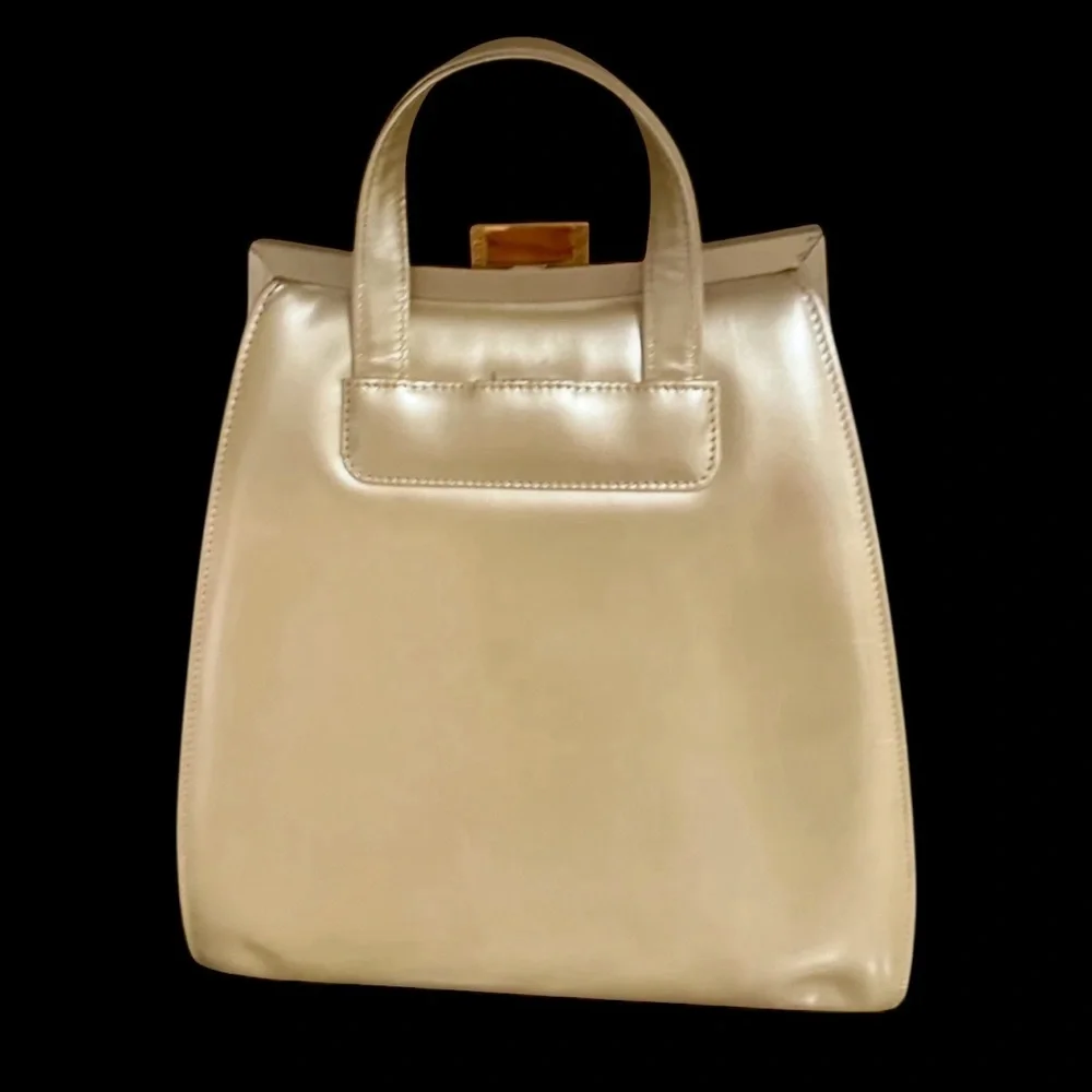 ✨💎VINTAGE💎✨RARE GIANNI VERSACE SUNBURST BAG IN ENAMEL COAT W/DUSTY AND GIFT! - Picture 2 of 6